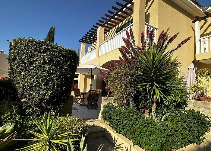 Paradeisos Is A Stunning 2-Bed House In Polis