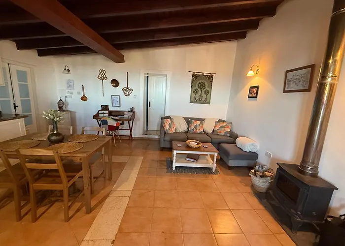 'I Folia' Village House With Roof Garden And Terrace